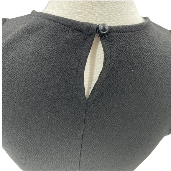 Material Girl Keyhole Back Cropped Tank Top Size M - Picture 4 of 9